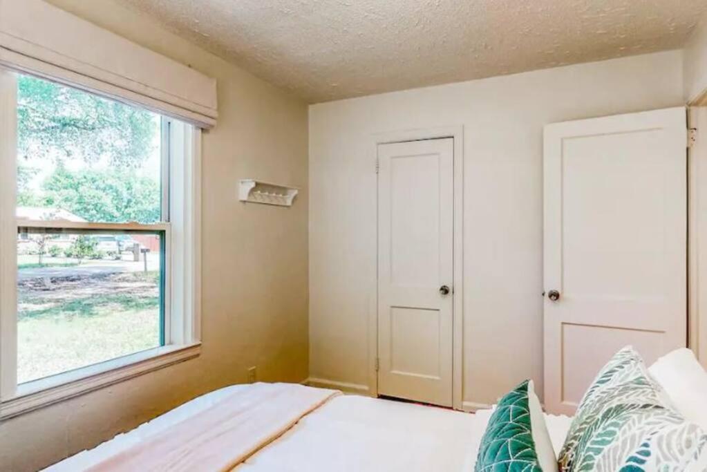 Private, Quiet-Close To Dwntn Pensacola, Stadium, Beaches Villa Exterior photo